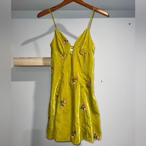 Urban outfitters flower,‎ embroidered velvet dress NWT
